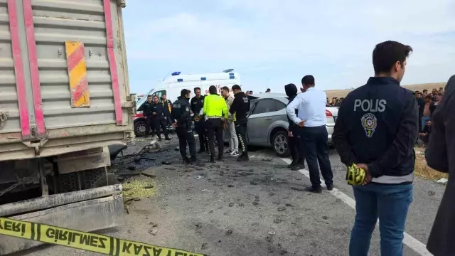 Aksaray'da Kaza: 3 Kardeş Hayatını Kaybetti Aksaray'da Kaza: 3 Kardeş Hayatını Kaybetti