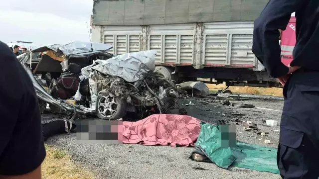 Aksaray'da Kaza: 3 Kardeş Hayatını Kaybetti Aksaray'da Kaza: 3 Kardeş Hayatını Kaybetti