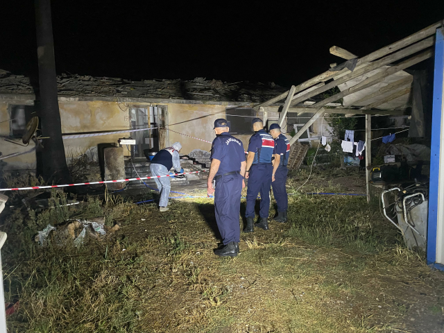 Annesine mesaj atan iş arkadaşını öldürdü