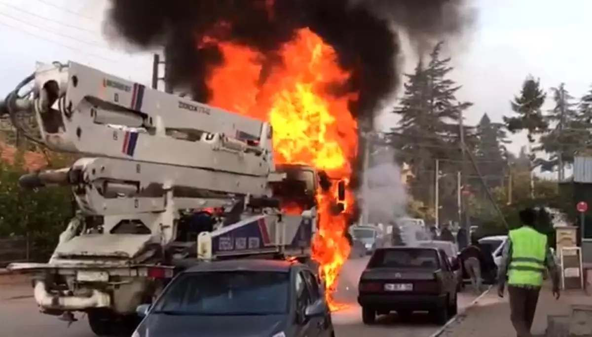 Ereğli\'de Beton Pompası Yangını