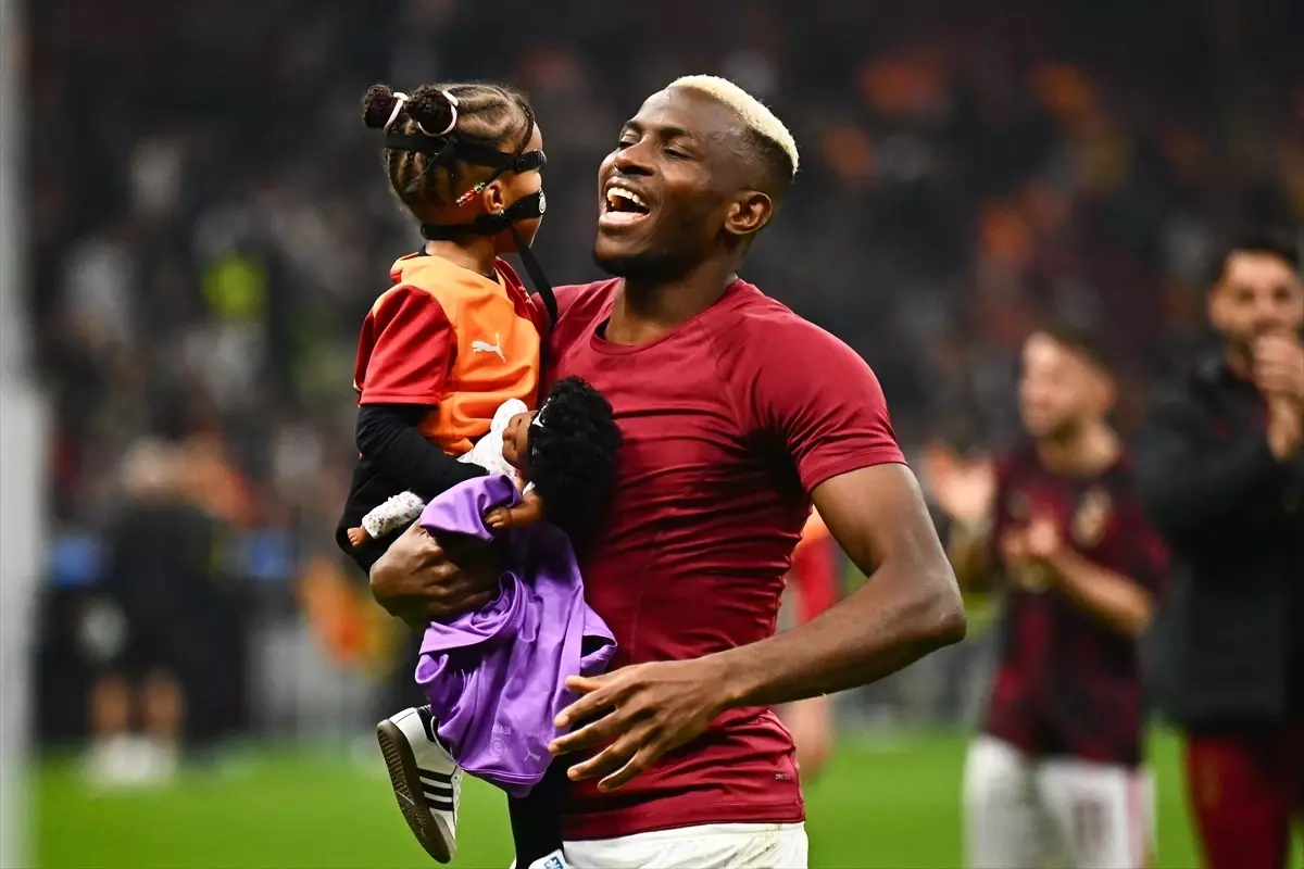 Bütün dünya Osimhen\'i konuşuyor: Canavar modunda