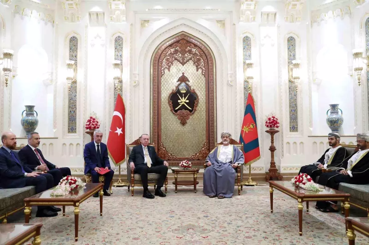 Erdoğan Umman Sultanı ile Görüştü