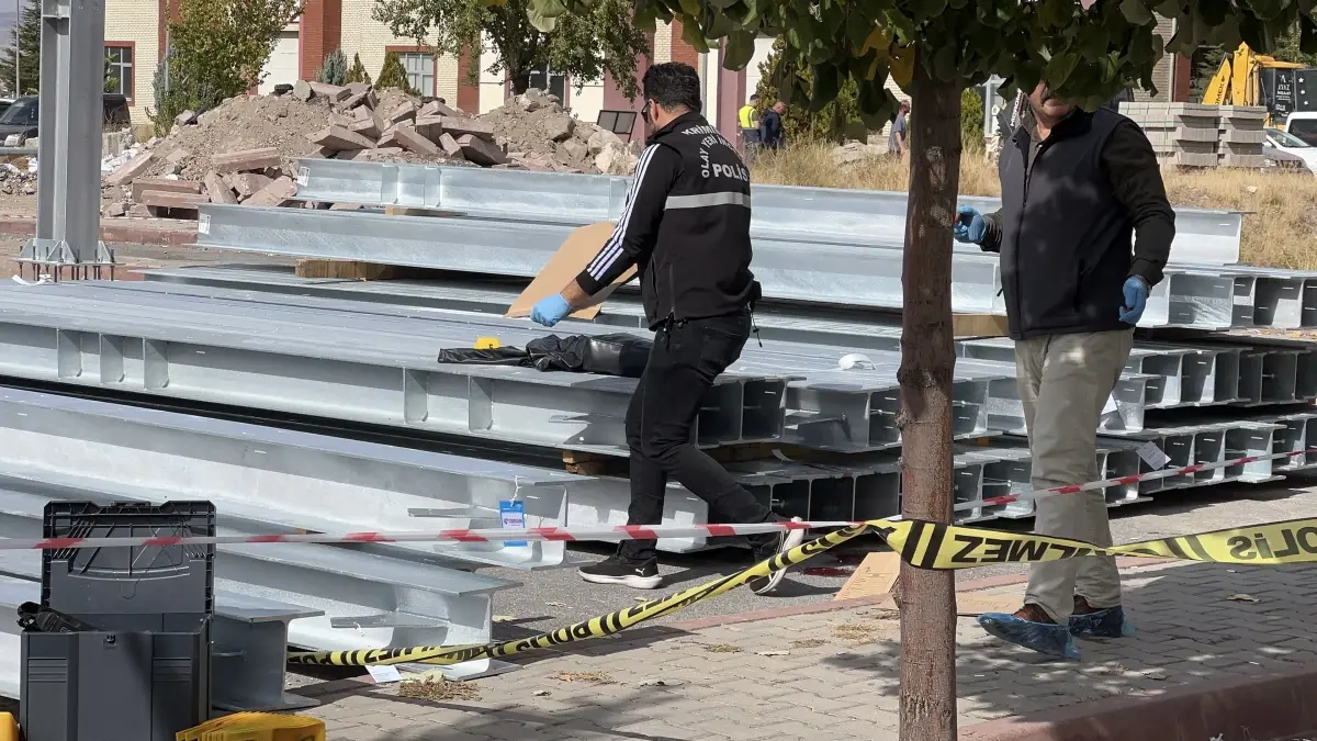 Eski Eşin Sürekçi Saldırısında 3 Çocuk Annesi Hayatını Kaybetti