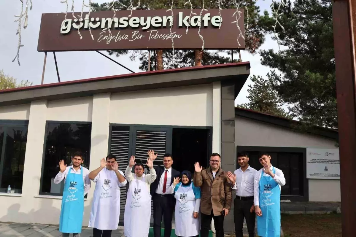 Erzurum\'da \'Gülümseyen Kafe\' ile Özel Gereksinimli Bireylere İstihdam Desteği