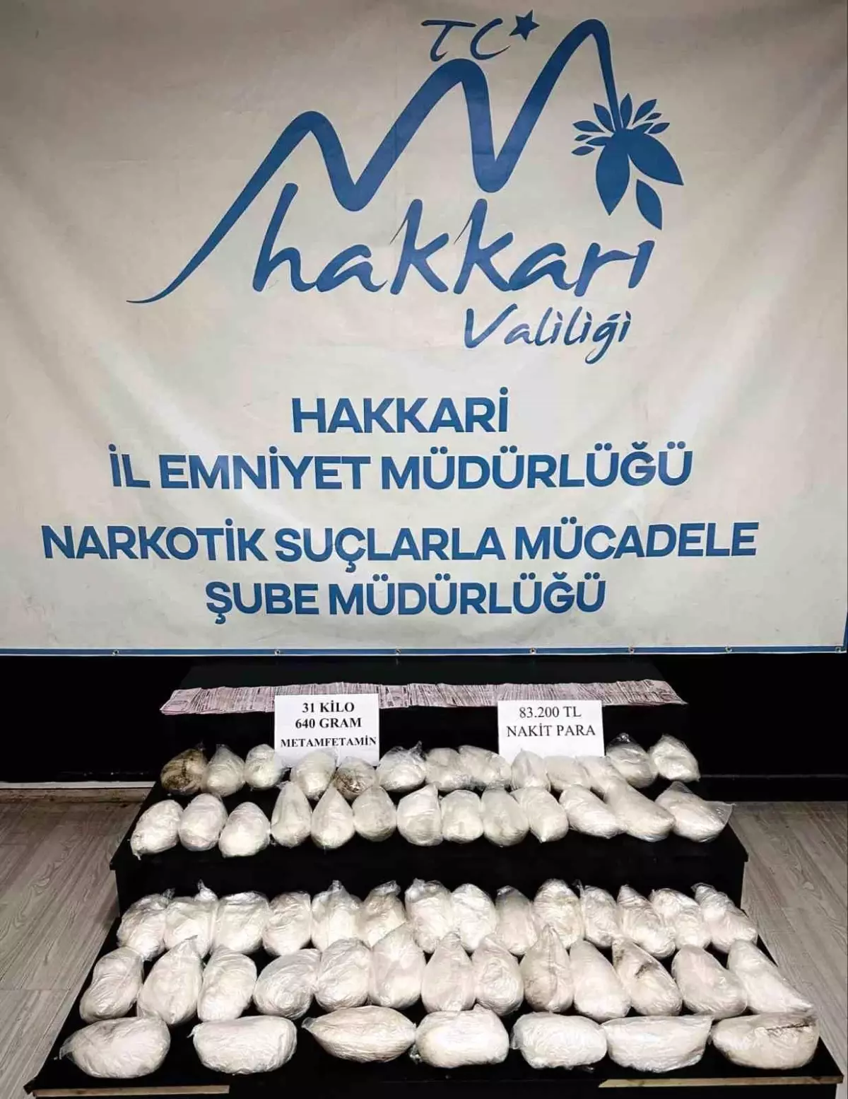 Hakkari\'de 31 Kilogram Metamfetamin Ele Geçirildi