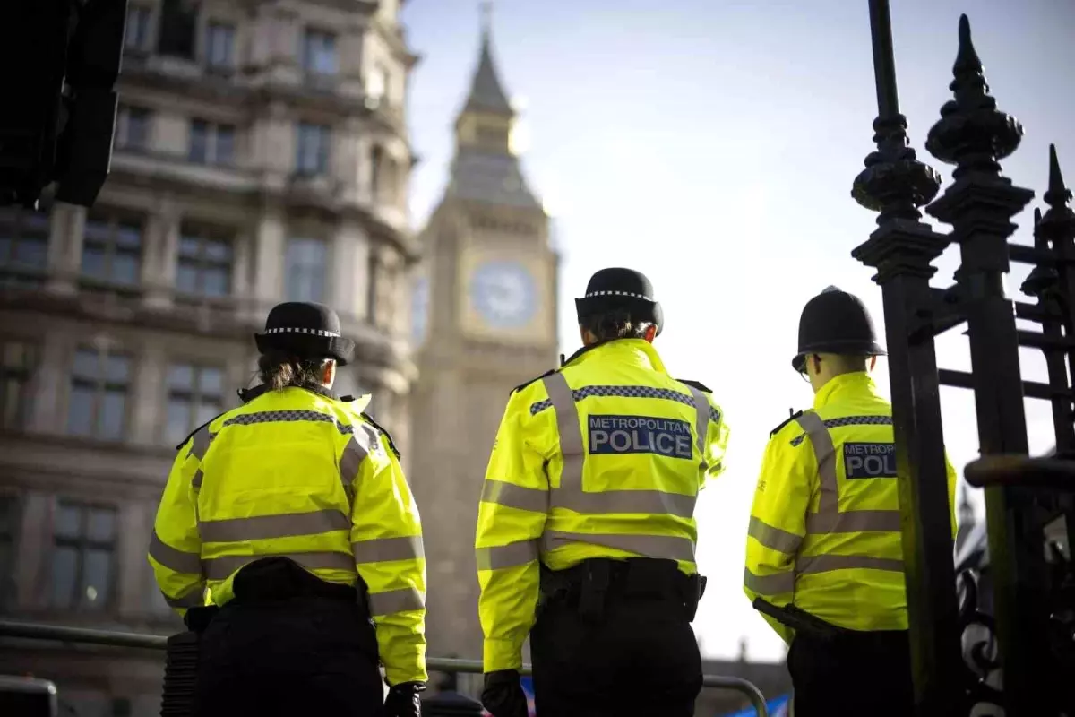 Londra\'da Dronlarla Acil Müdahale Denemeleri Başladı