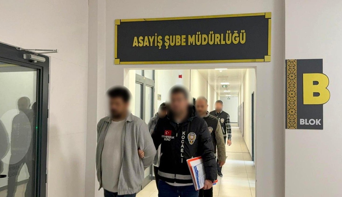 Kocaeli\'de Hırsızlık Şüphelileri Tutuklandı