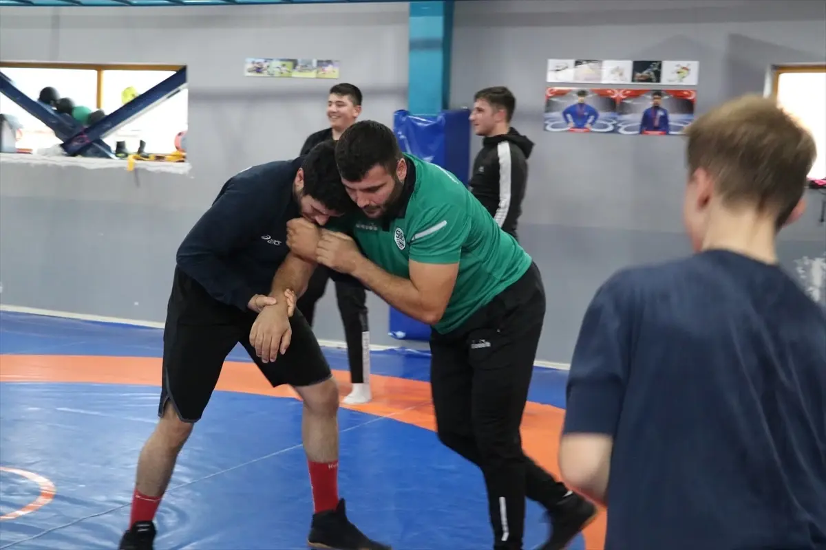 Ömer Saner Tokyo\'da Altın Madalya Peşinde