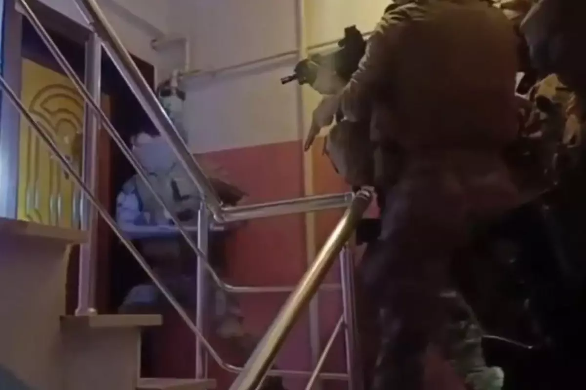 9 ilde organize suç örgütü üyelerine şafak operasyonu: 42 gözaltı