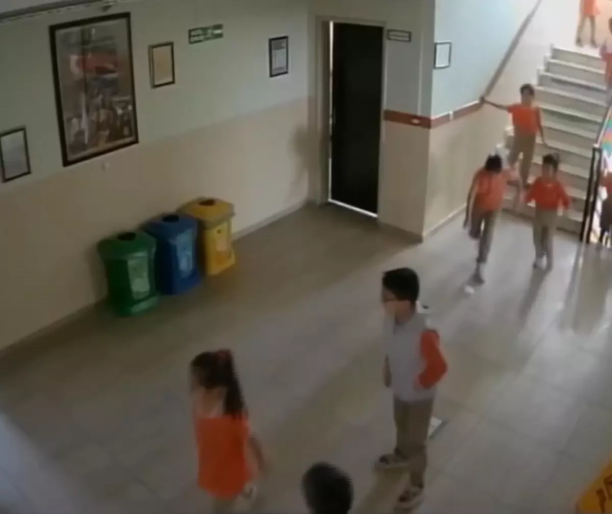 Öğrencilerden Geri Dönüşüm Duyarlılığı