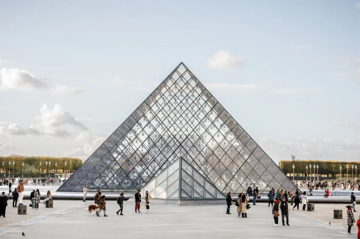 Louvre Müzesi Soygununa Yeni Video
