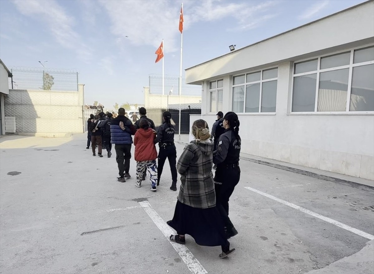 Konya\'da Uyuşturucu Operasyonu: 424 Tutuklama