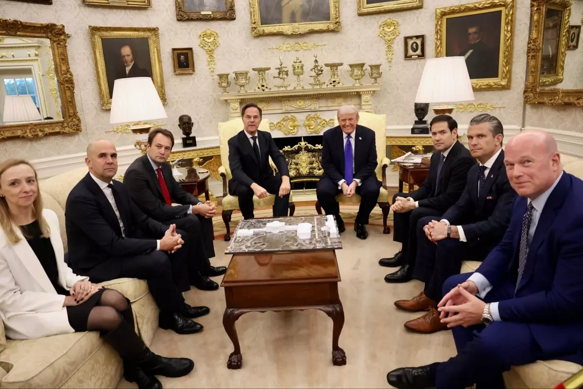 Rutte: Putin\'i Ateşkese Zorlayabiliriz