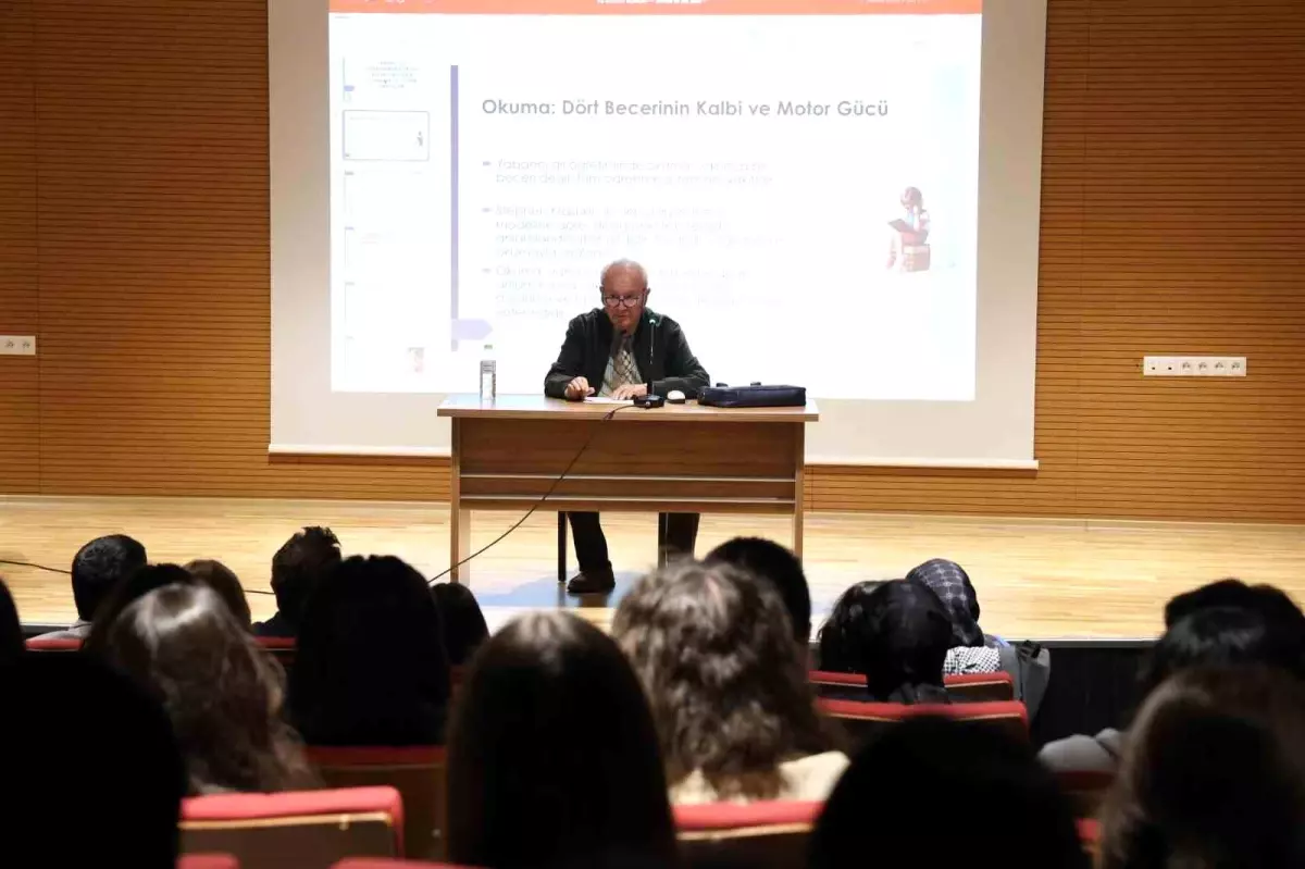 Yabancı Dil Öğretimi Konferansı Düzenlendi