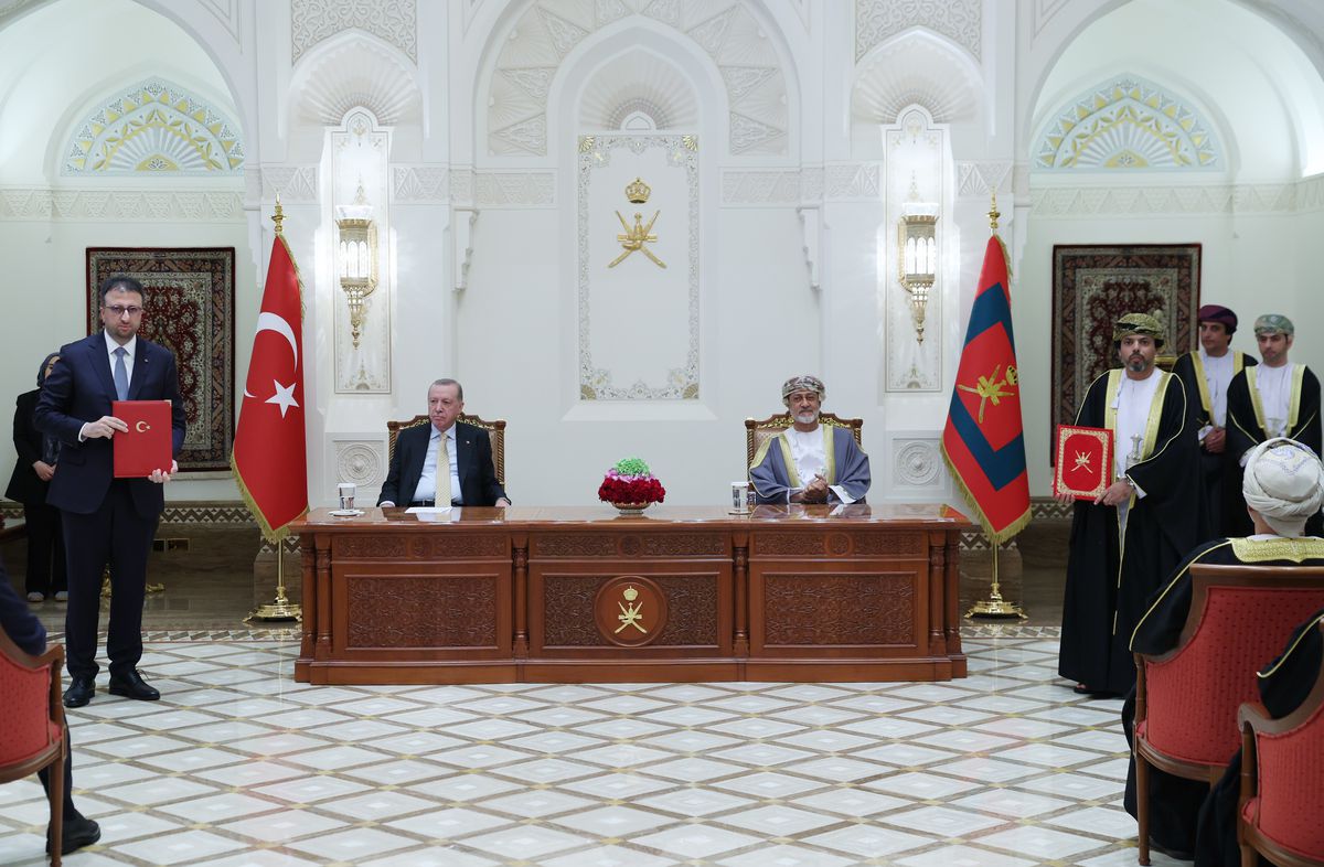 Türkiye ve Umman\'dan Anlaşmalar