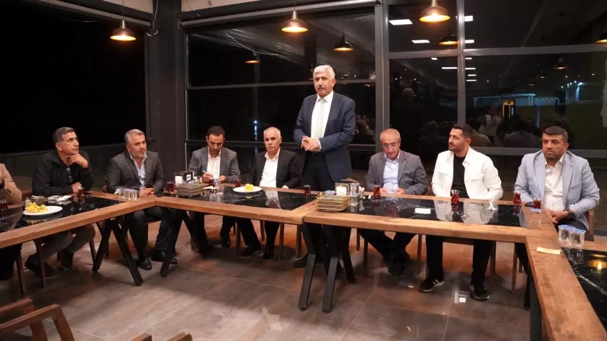 Başkan Hallaç, Muhtarlar Günü\'nde Mahalle Muhtarlarıyla Toplandı