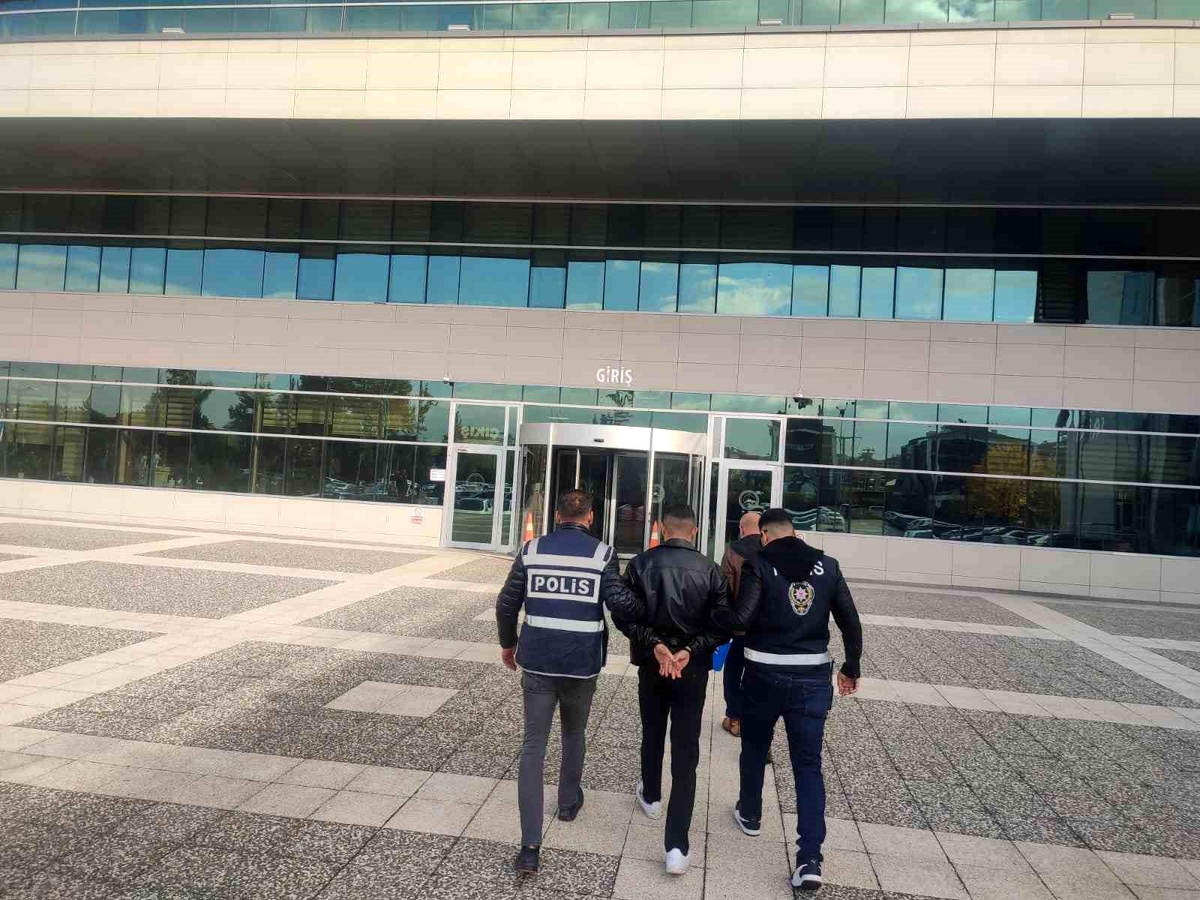 Torun, Dedesinin Eşyalarını Çalıp Satmaktan Tutuklandı