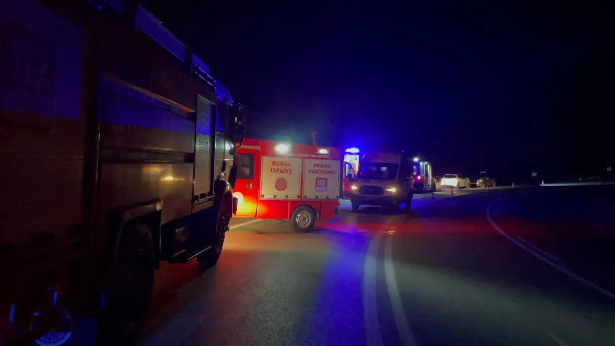 İznik\'te TIR Kazası: 1 Ölü, 1 Yaralı