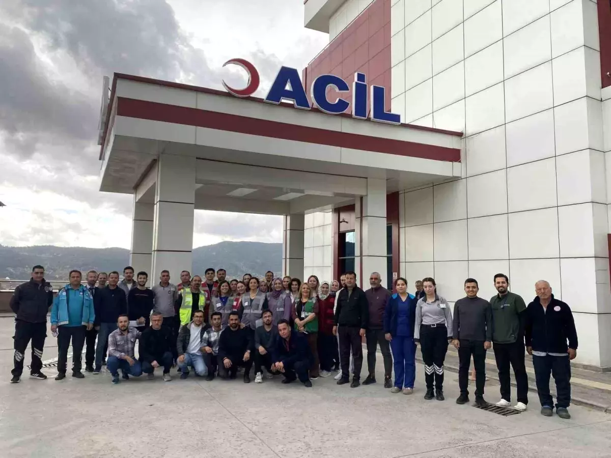 Çameli Hastanesinde Acil Durum Tatbikatı