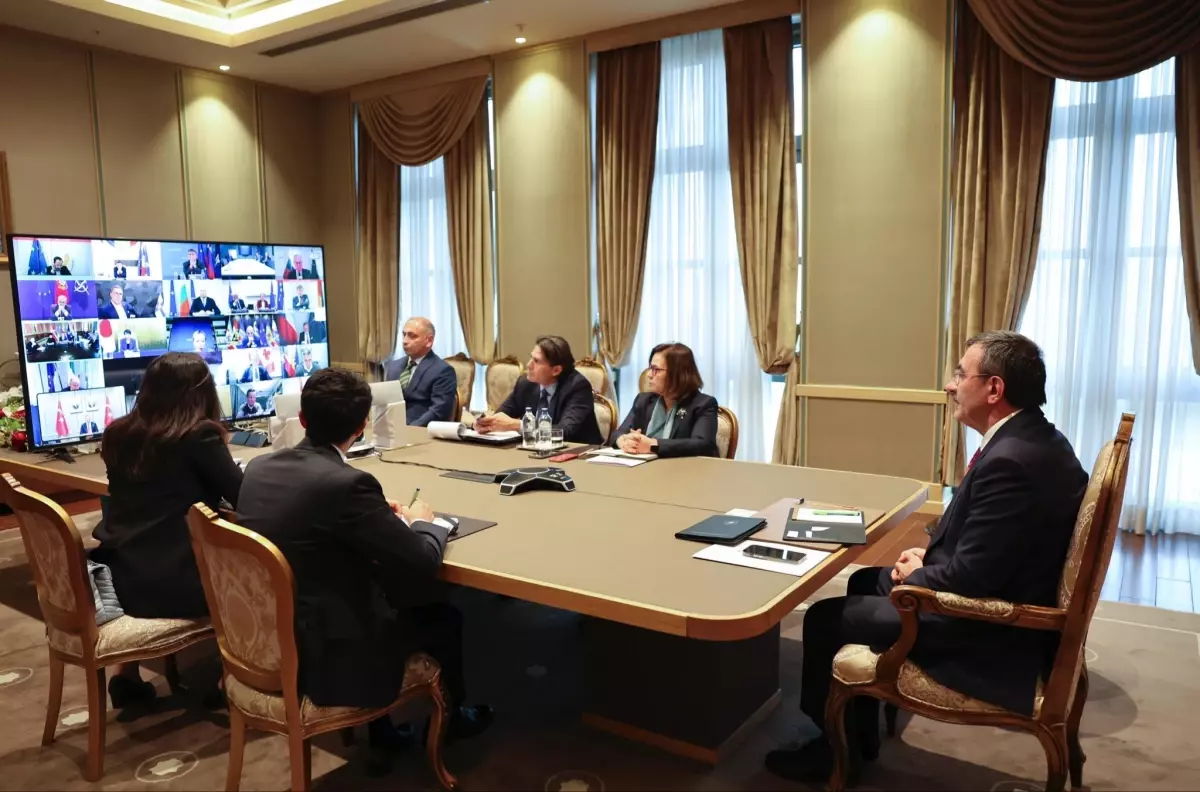 Cevdet Yılmaz, Ukrayna Gönüllüler Koalisyonu Zirvesi\'ne Katıldı