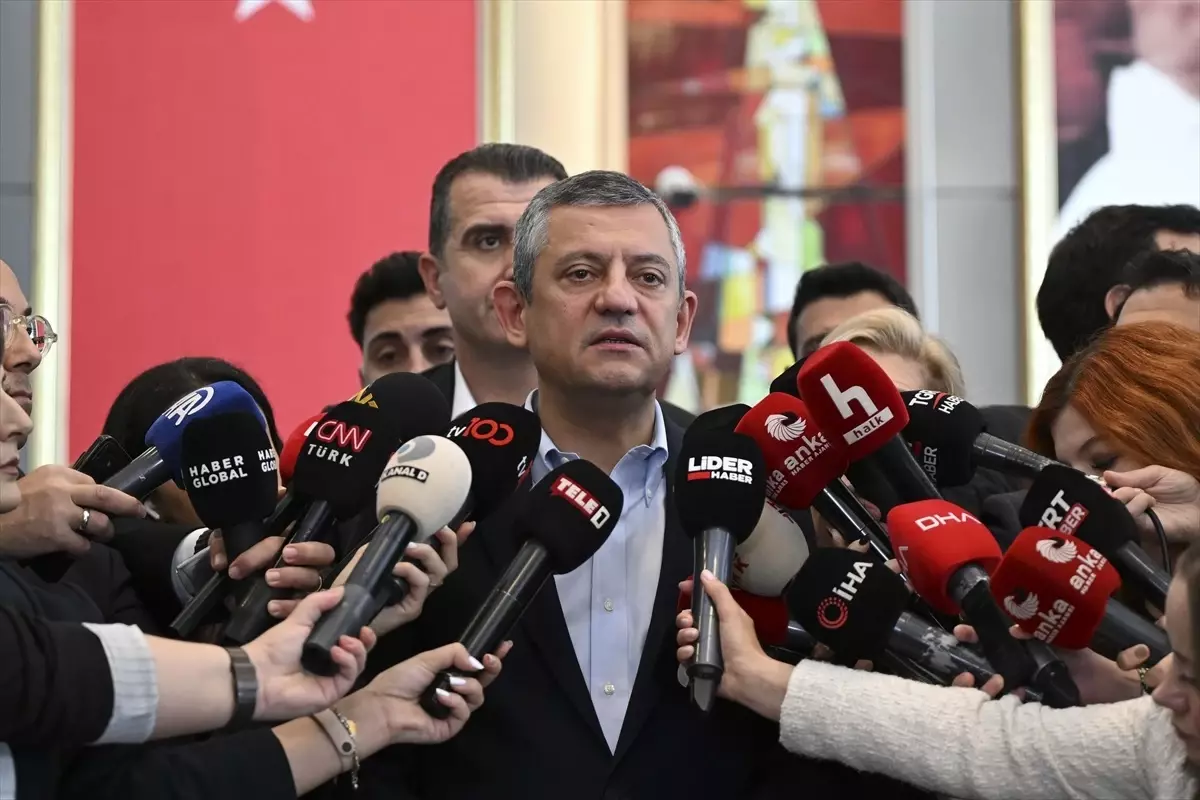 CHP Genel Başkanı Özel\'den "kurultay davası" kararına ilişkin açıklama Açıklaması