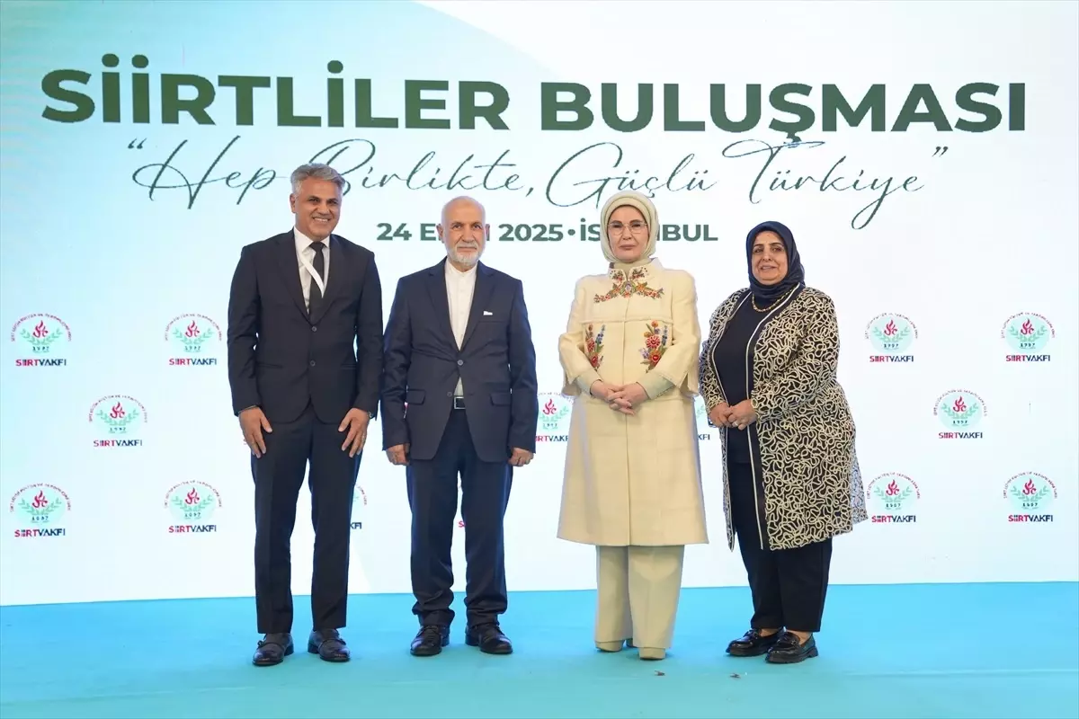 Cumhurbaşkanı Erdoğan\'ın eşi Emine Erdoğan, "Siirtlilerle Buluşma" programında konuştu Açıklaması