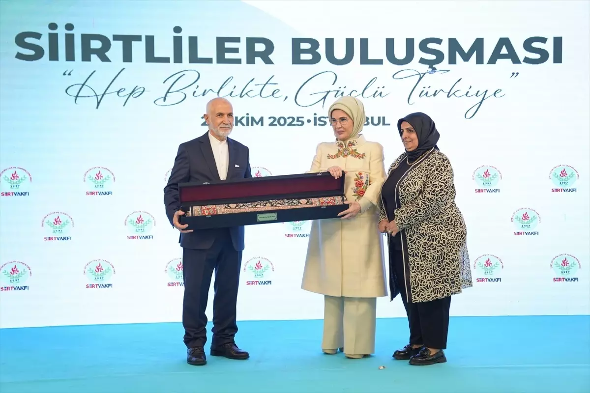 Emine Erdoğan Siirt\'te Kardeşlik Vurgusu Yaptı