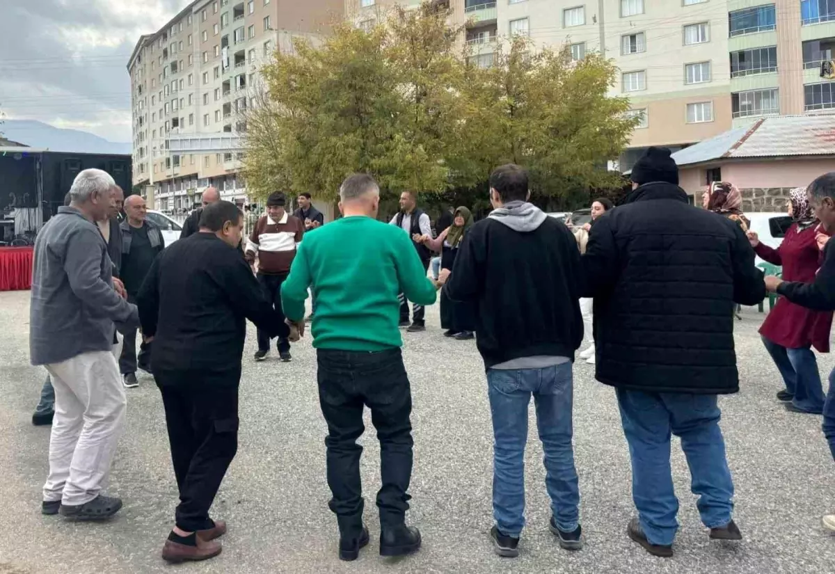 Engelli Bireyler Hasköy\'de Eğlendi