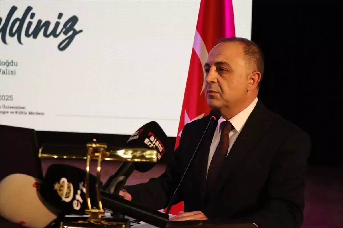 Erzincan\'da 2.351 Öğrenciye Burs Desteği