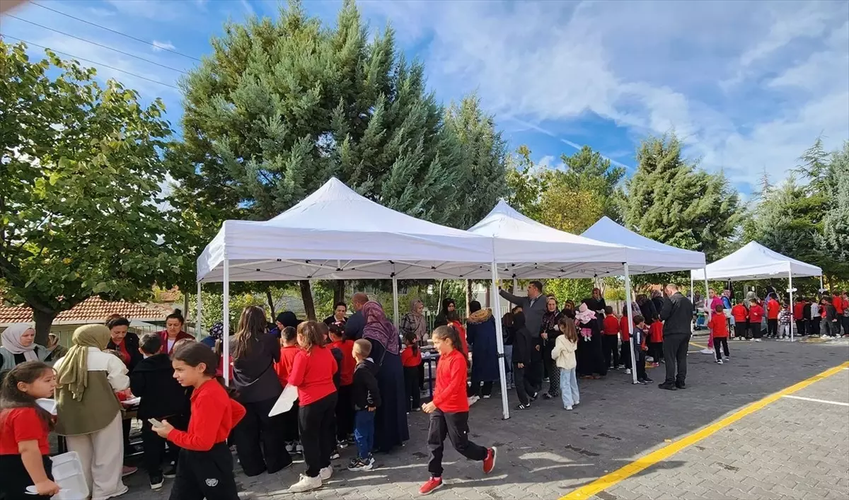 Güdül\'de Gazze\'ye Destek Kermesi