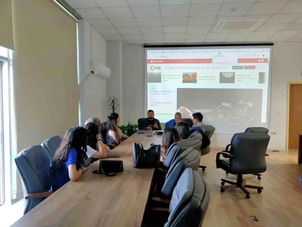 Veysel Korkmaz, İletişim Öğrencileriyle Buluştu