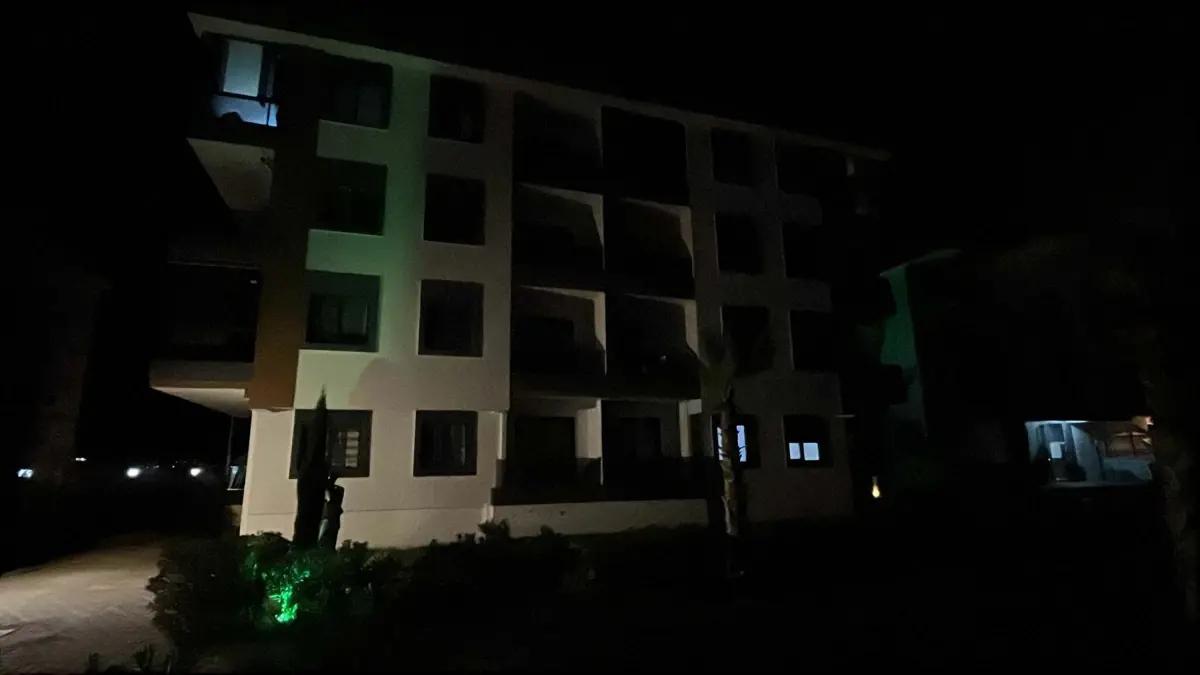 İzmir\'de Aile İçi Trajedi: Üç Kişi Ölü