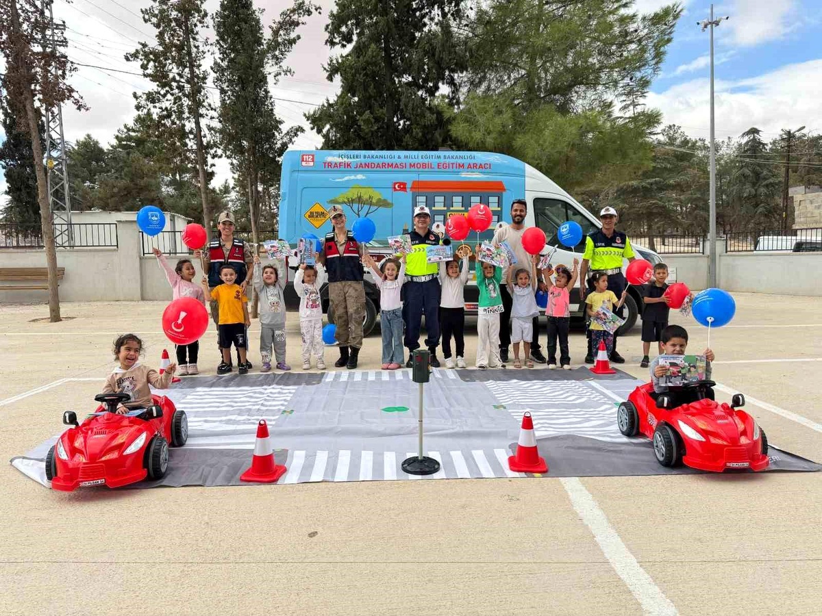 Gaziantep\'te Öğrencilere Trafik Eğitimi