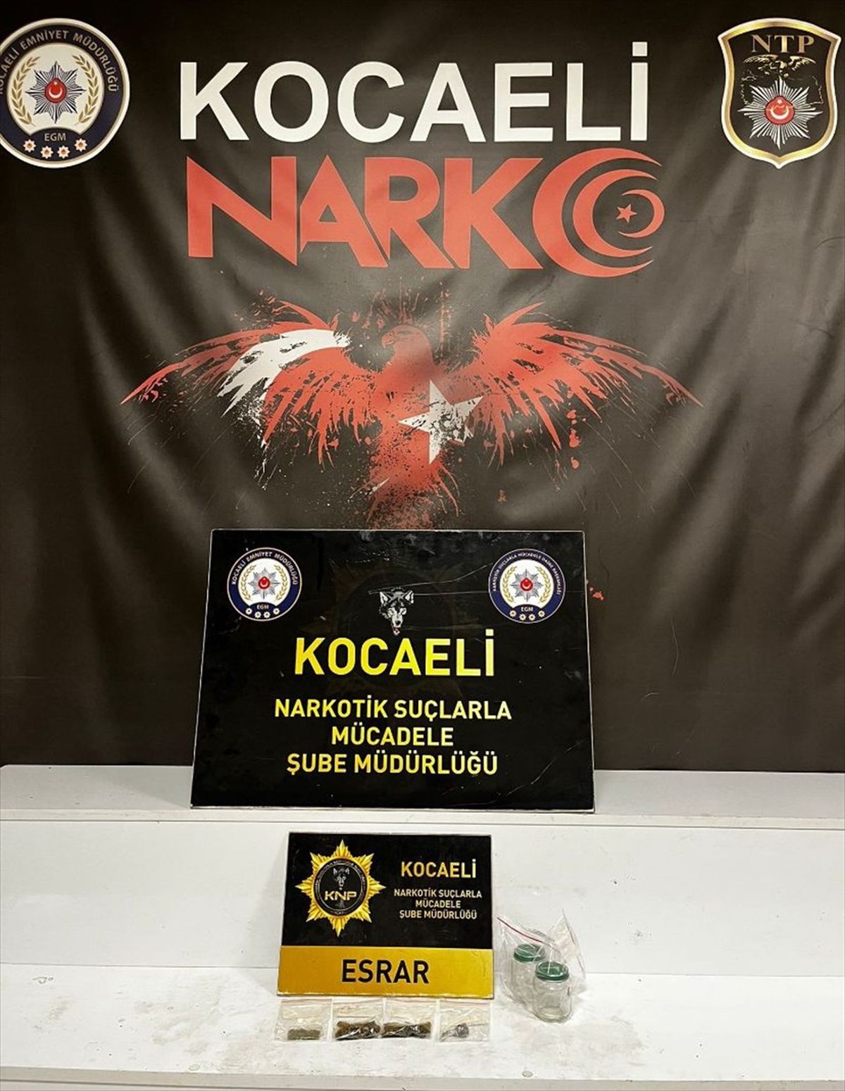 Kocaeli\'de Uyuşturucu Operasyonu: 4 Tutuklama