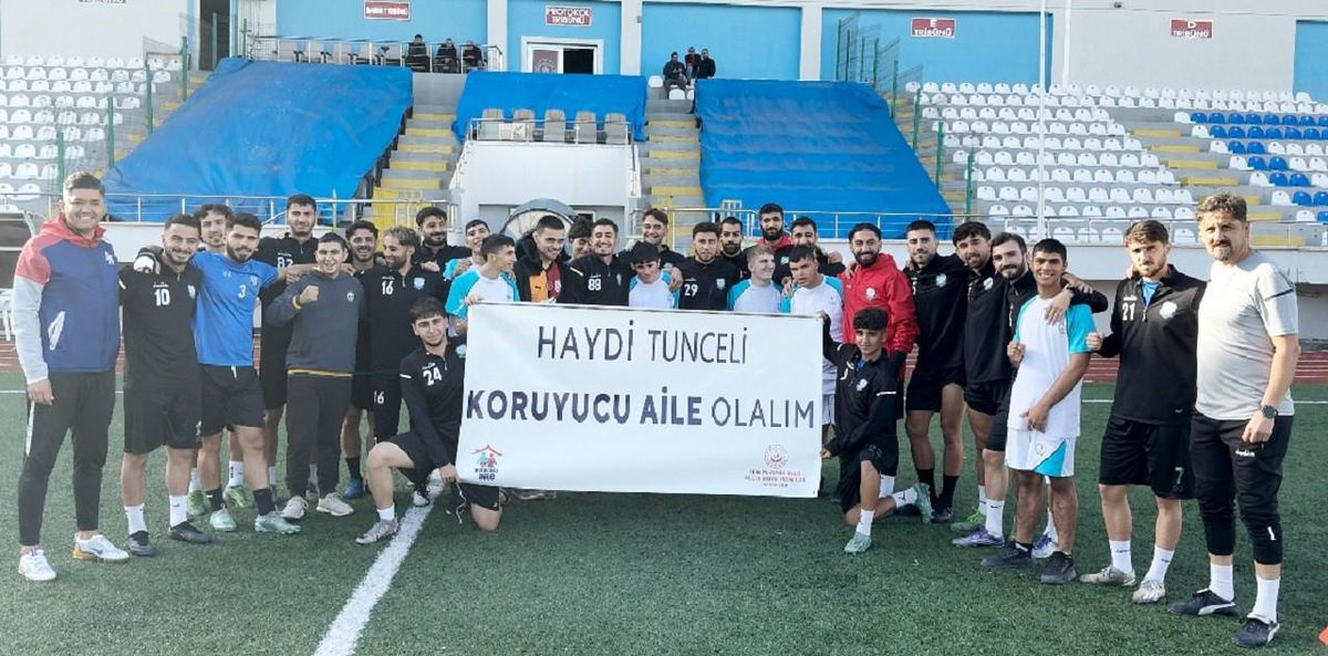 Engelli Çocuklar için Dostluk Maçı