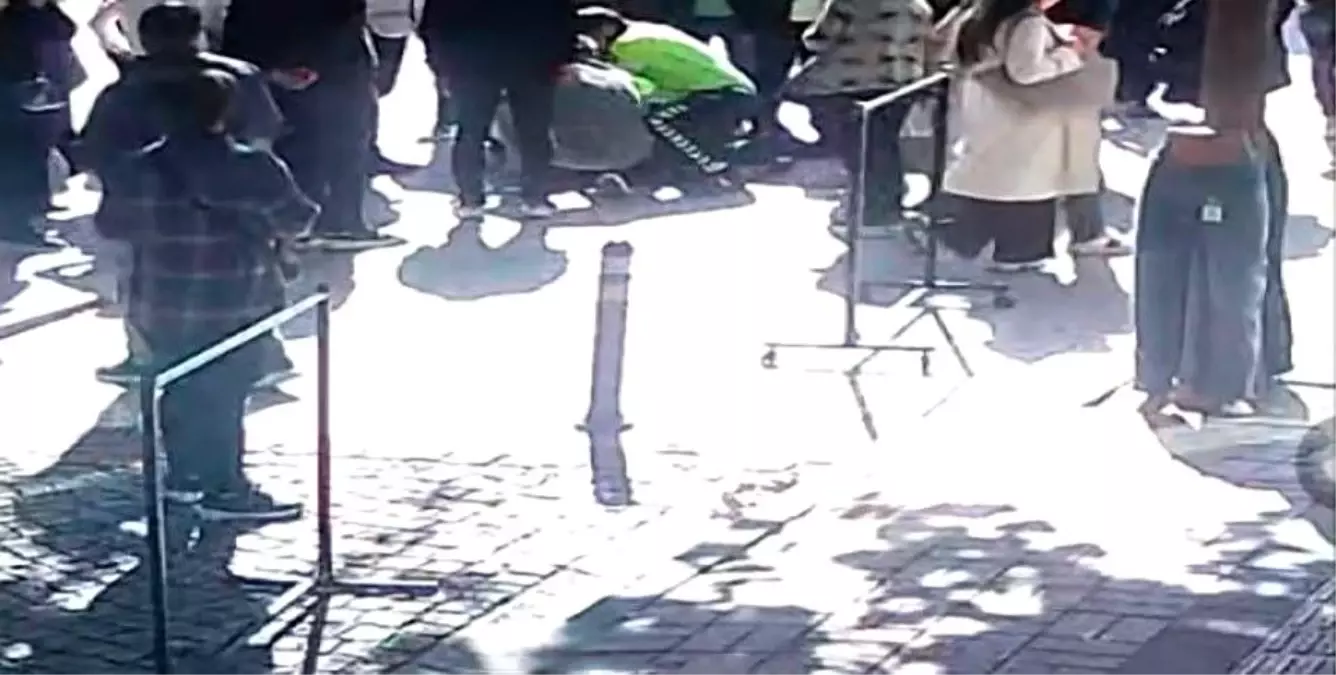 Trafik Polisi Kalp Krizi Geçiren Adamı Kurtardı