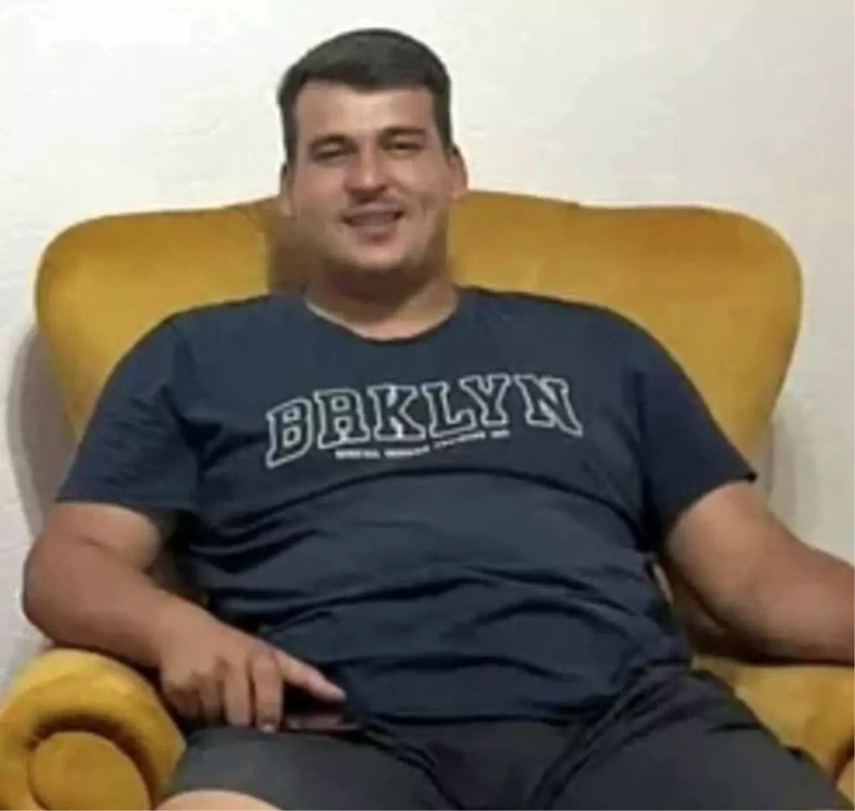 Tarsus\'ta 21 Yaşındaki Genç Ölü Bulundu