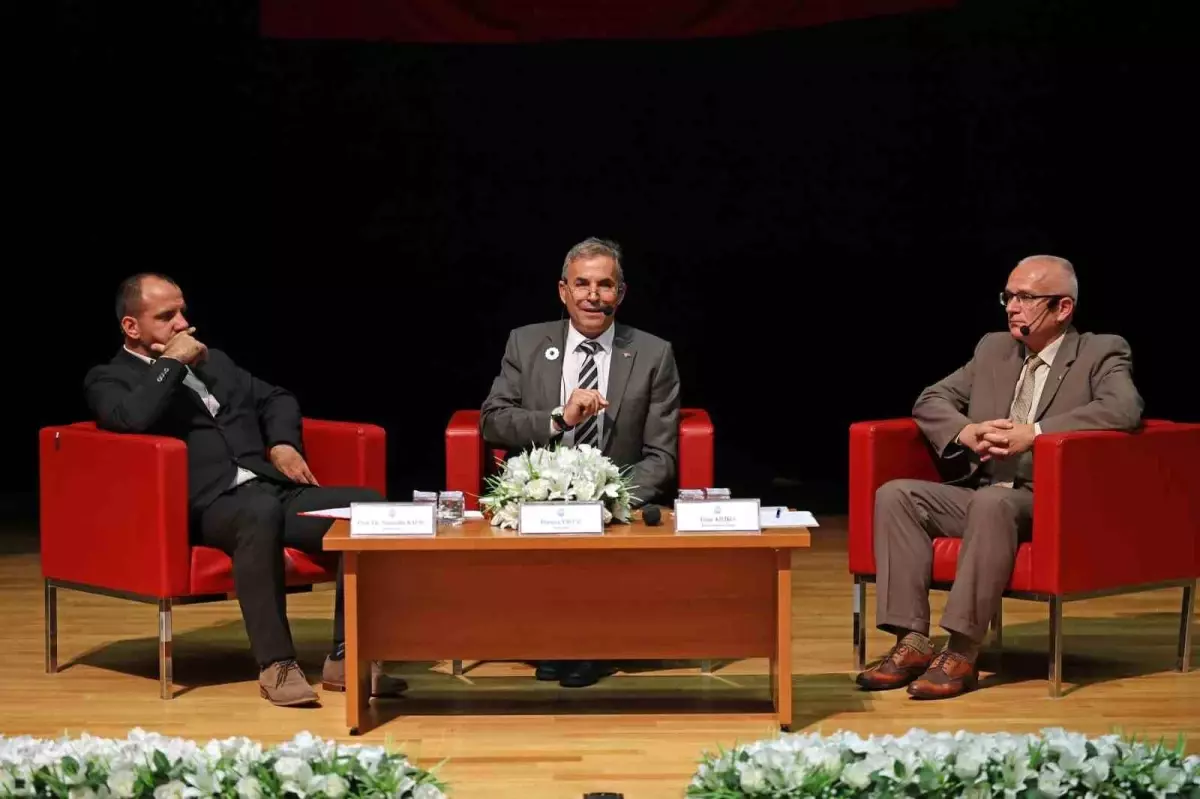 Talas Belediyesi\'nden Aliya İzzetbegoviç Anma Programı