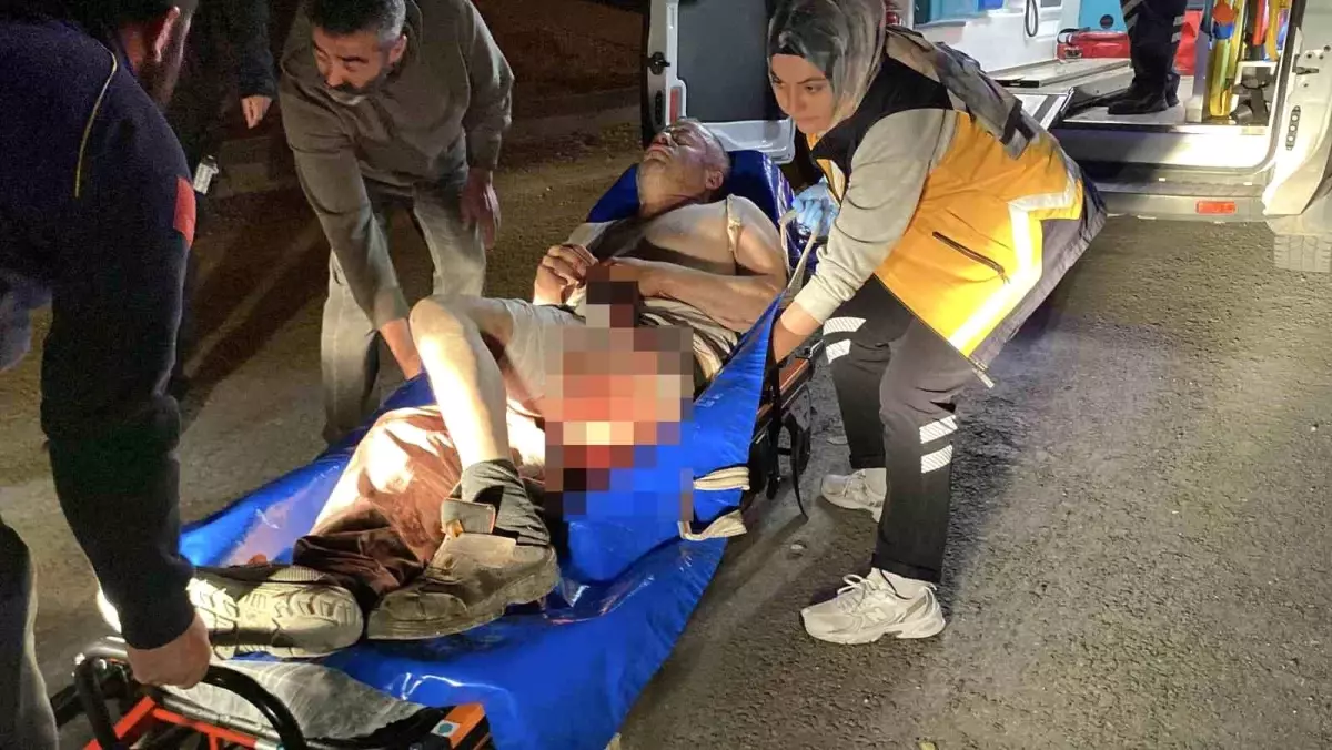 Aksaray\'da Bıçaklama Olayı: İki Şahıs Yakalandı