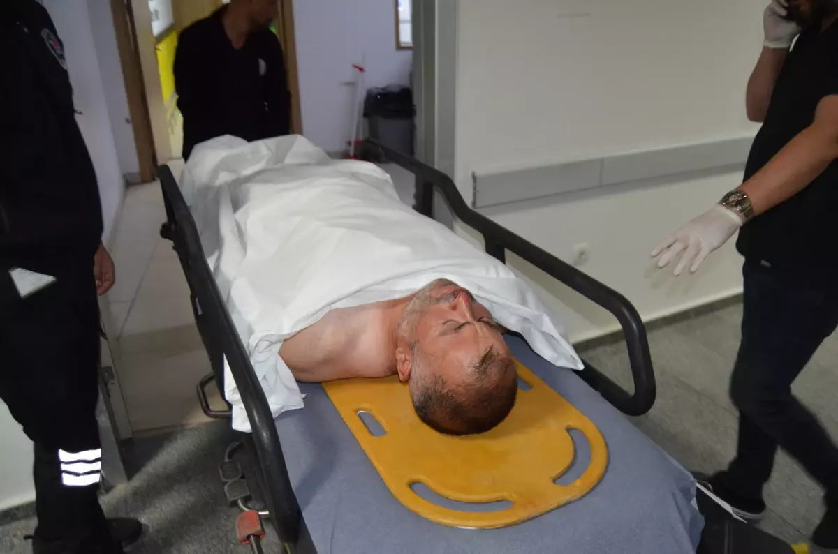 Aksaray\'da Bıçaklı Saldırı