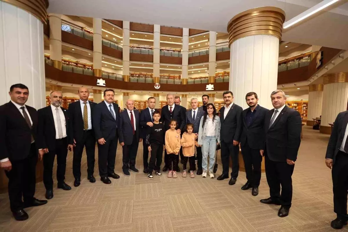 Hulusi Akar, Gaziantep\'te Şahinbey Belediyesi\'nin Projelerini İnceledi