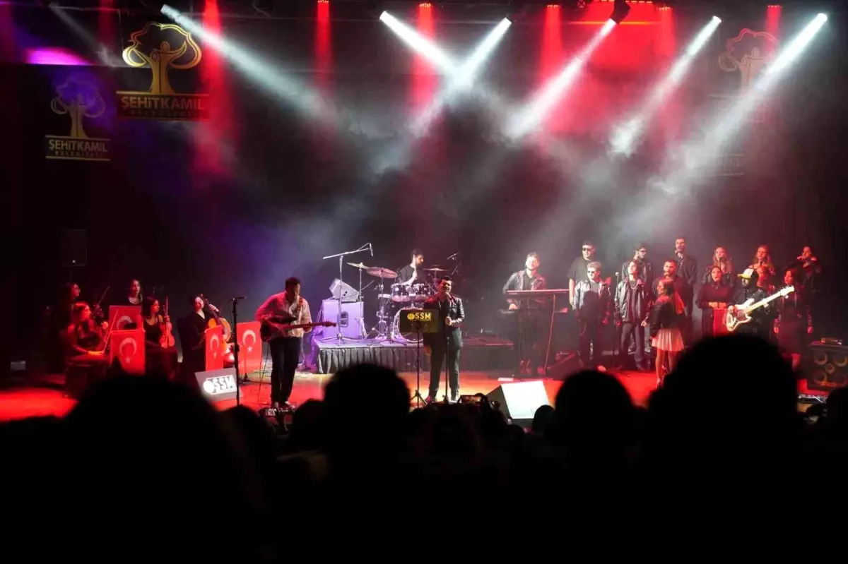 Şehitkamil\'de Cumhuriyet coşkusu