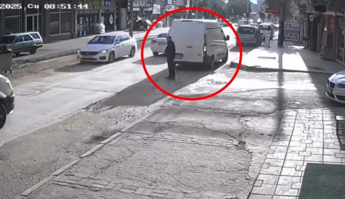 Bursa\'da Minibüs Yaya Çarptı