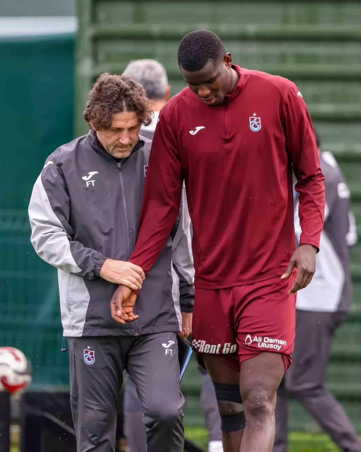 Trabzonspor\'un Forvet İkilisi Onuachu ve Augusto