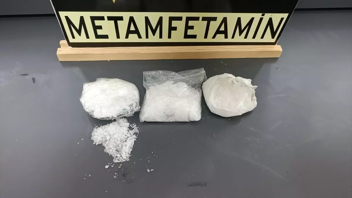 Uşak\'ta Uyuşturucu Operasyonu: 2 Tutuklama