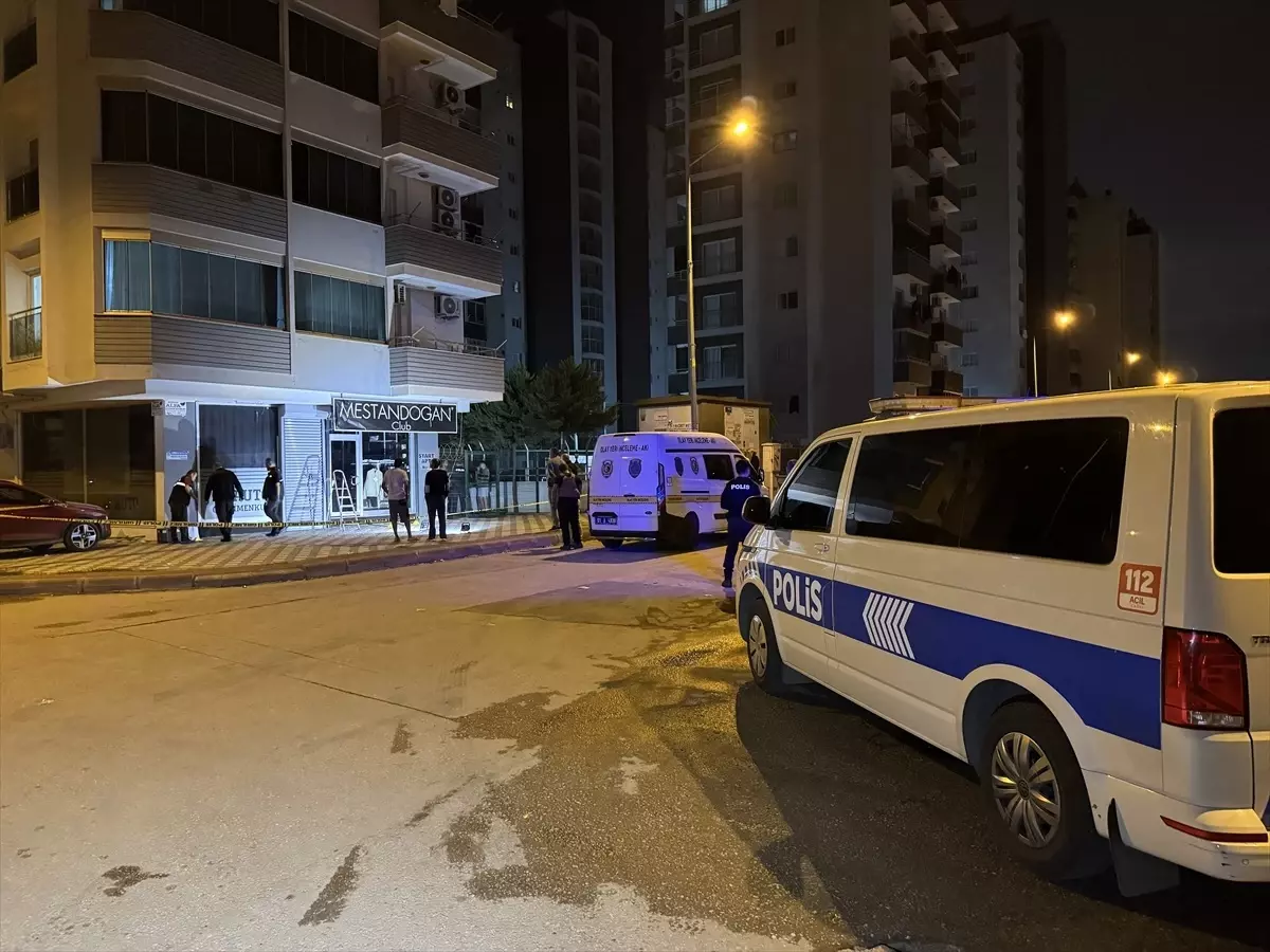 Adana\'da El Yapımı Patlayıcı İhbarı