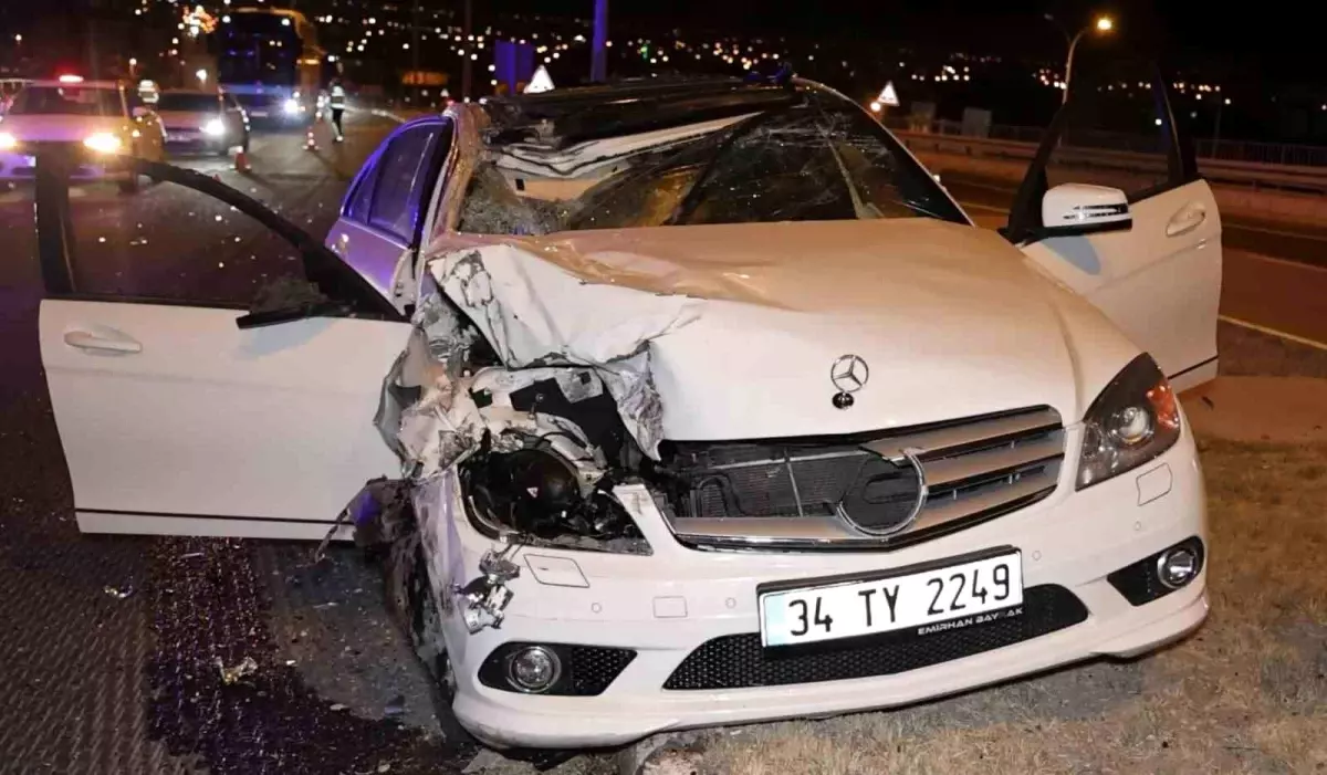 Aksaray\'da Alkollü Aday Sürücü Kaza Yaptı