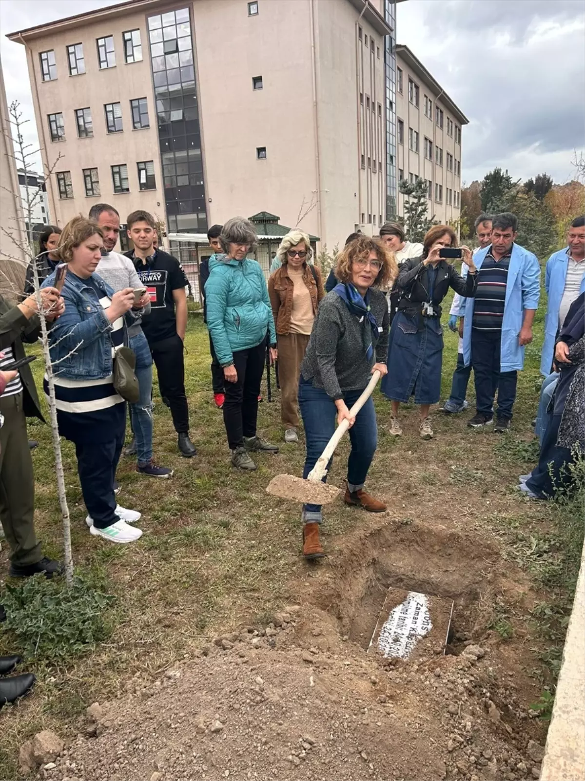Erasmus Projesi ile Afyonkarahisar\'da Sürdürülebilir Tarım İncelemesi