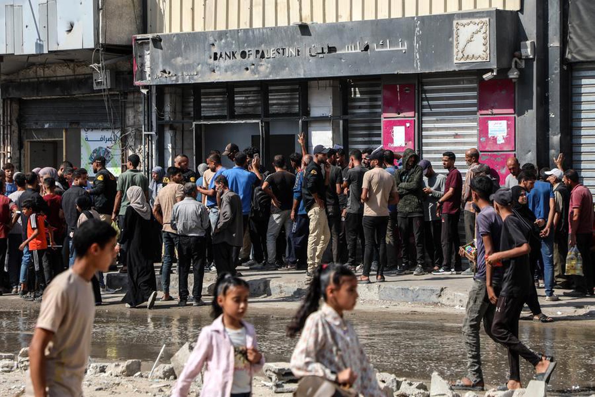 Gazze Bankaları Yeniden Açıldı, Nakit Yok