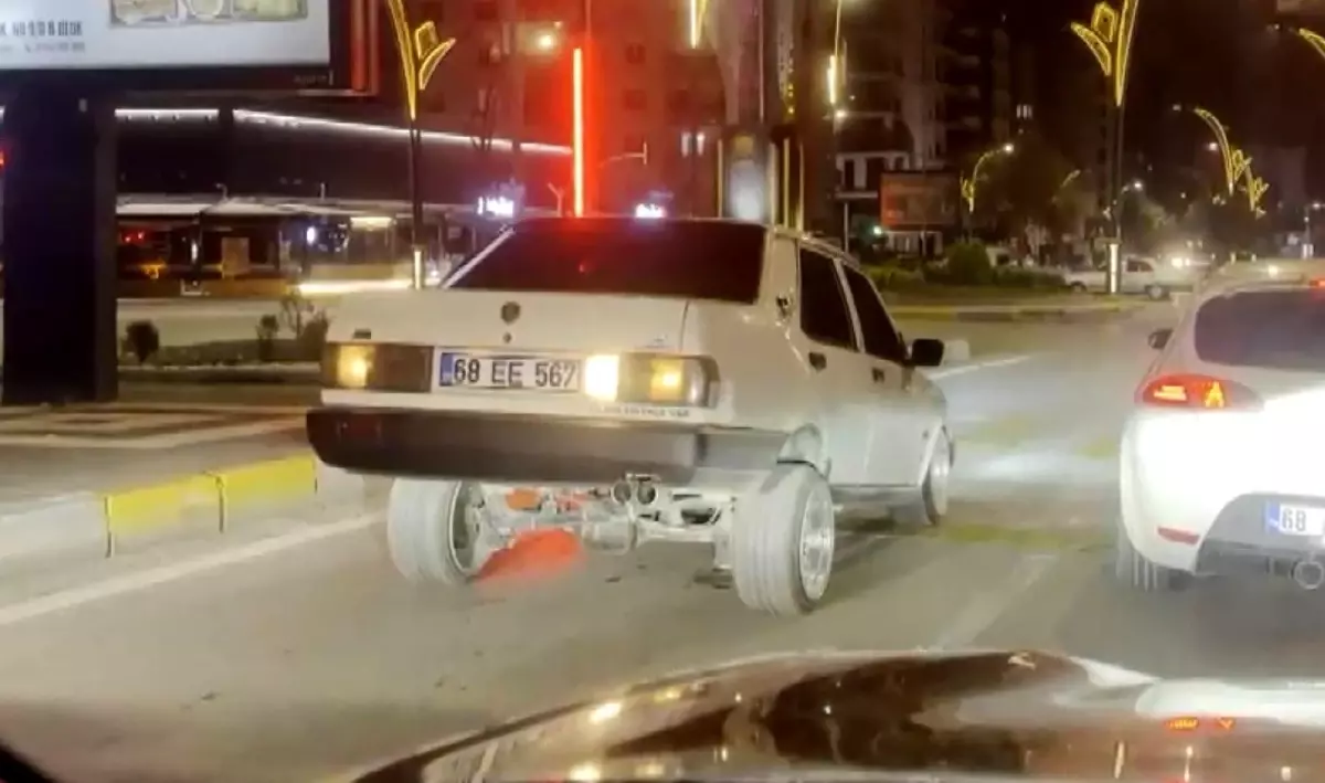 Aksaray\'da Süspansiyonlu Araç Şaşırttı